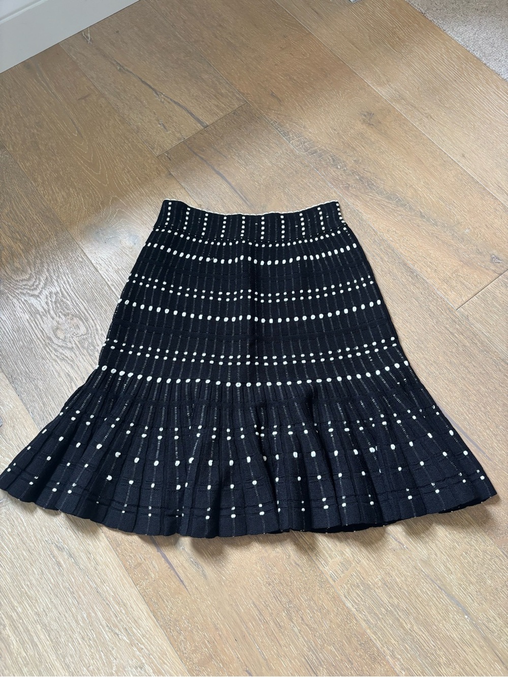 Alexander McQueen Black Polka Dot Knit Flare Skirt XS